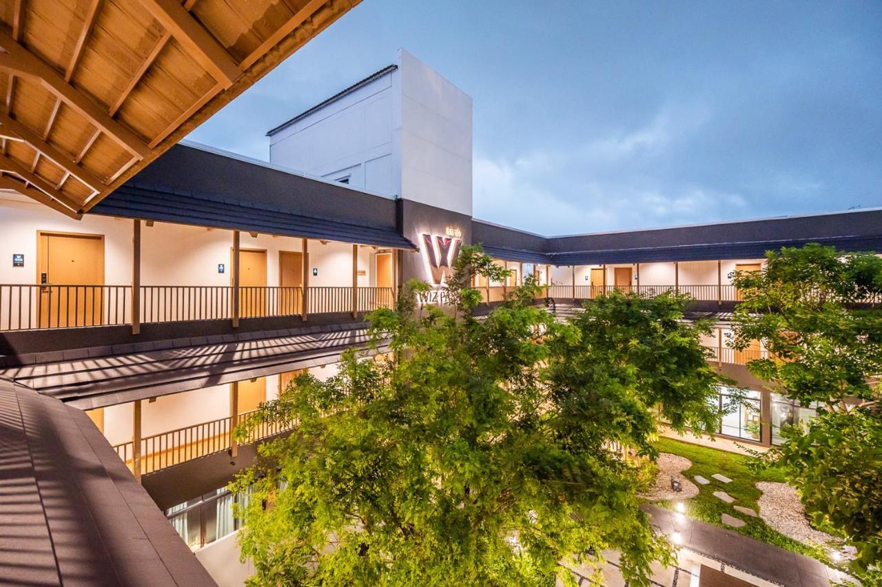 Hotel Wizpark Ratchada Bangkok Exterior photo
